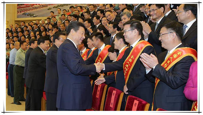 習(xí)近平在會(huì)見全國人民防空會(huì)議代表時(shí)強(qiáng)調(diào):鑄就堅(jiān)不可摧的護(hù)民之盾